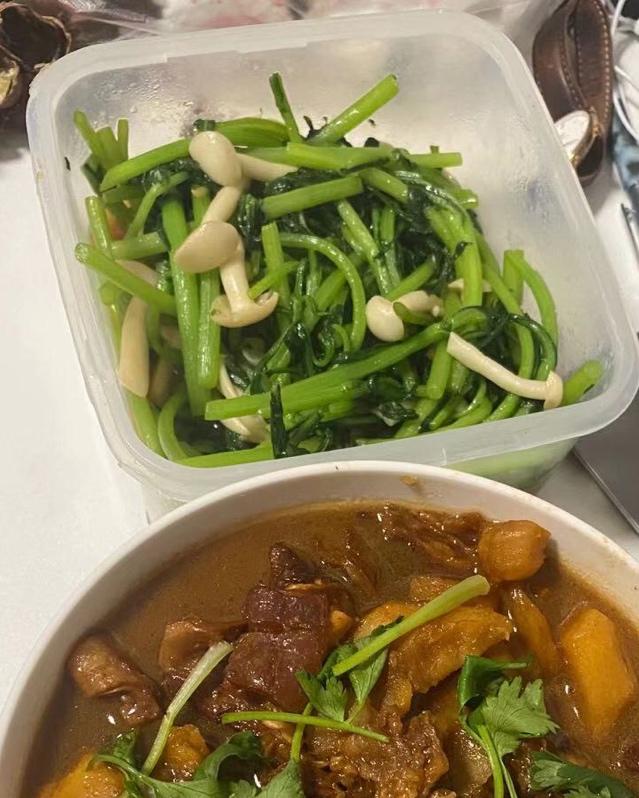 蟹味菇炒青菜