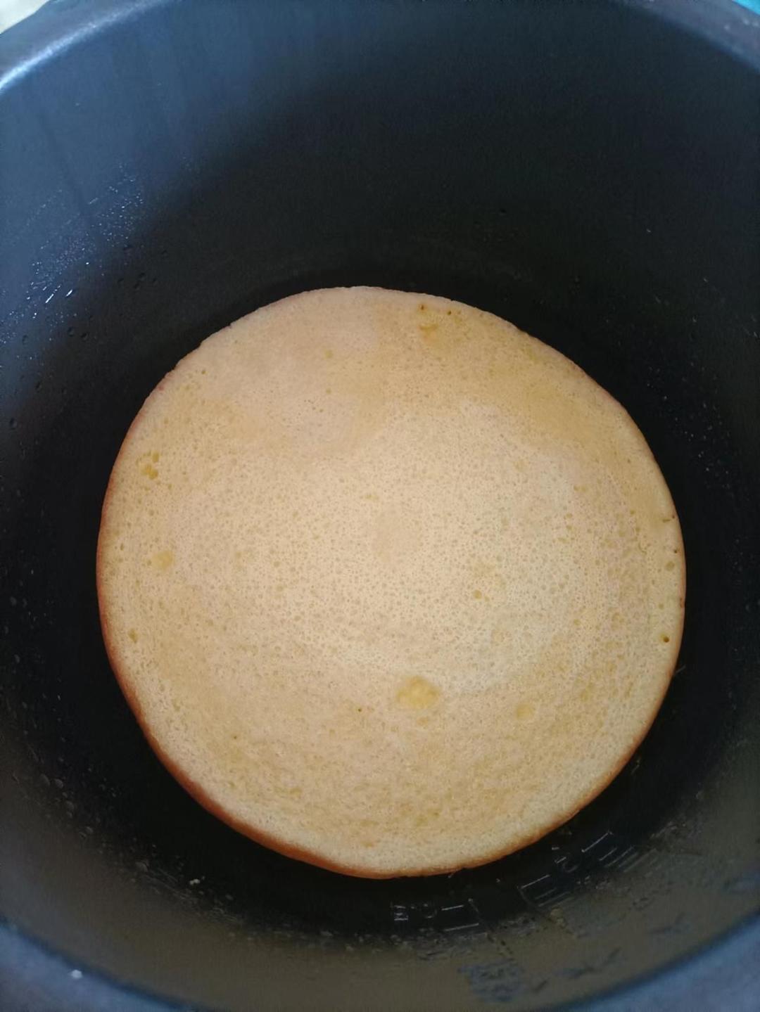 不用电子称只需要普通电饭锅做的电饭锅蛋糕