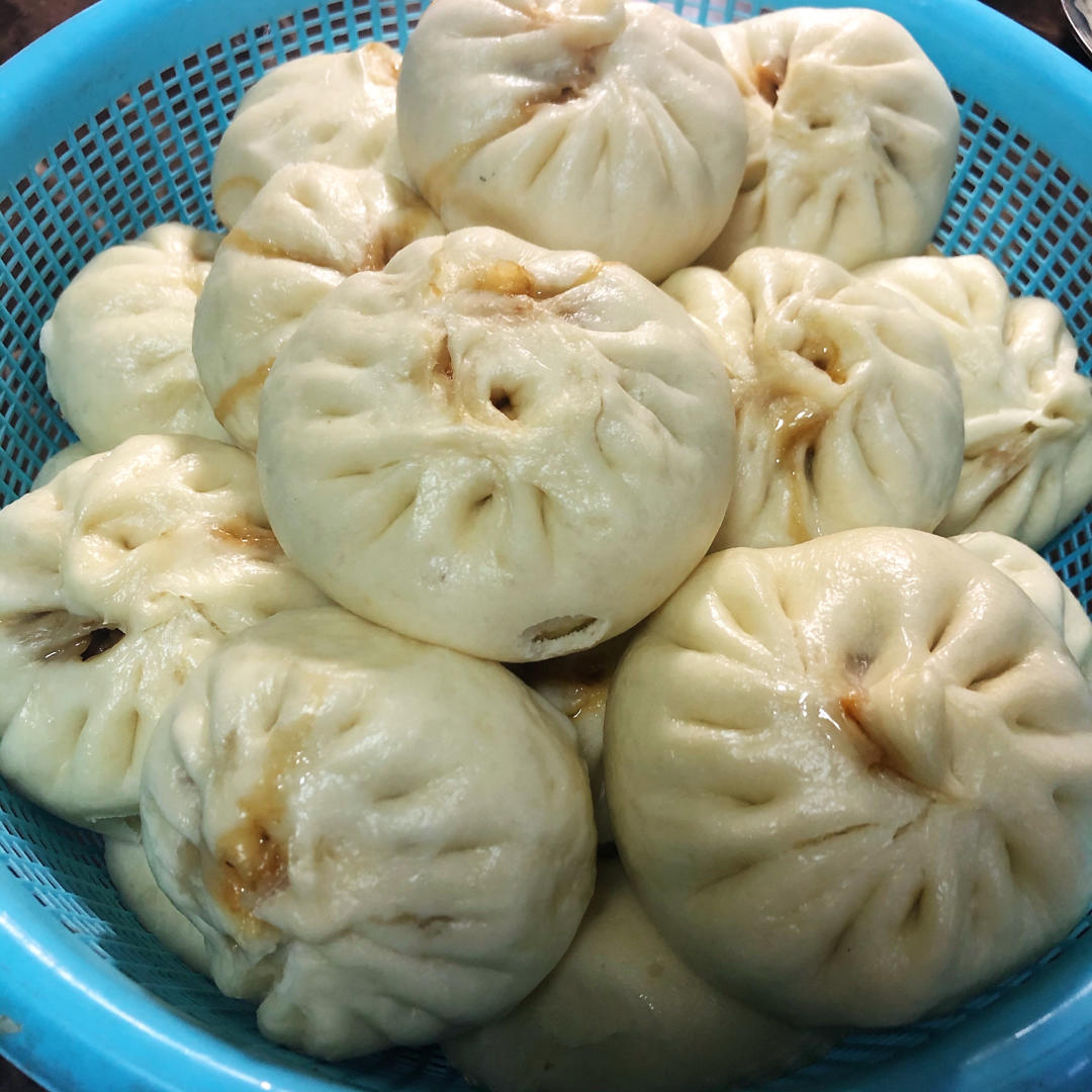 【松软多汁的肉包子图片】水芝红_下厨房
