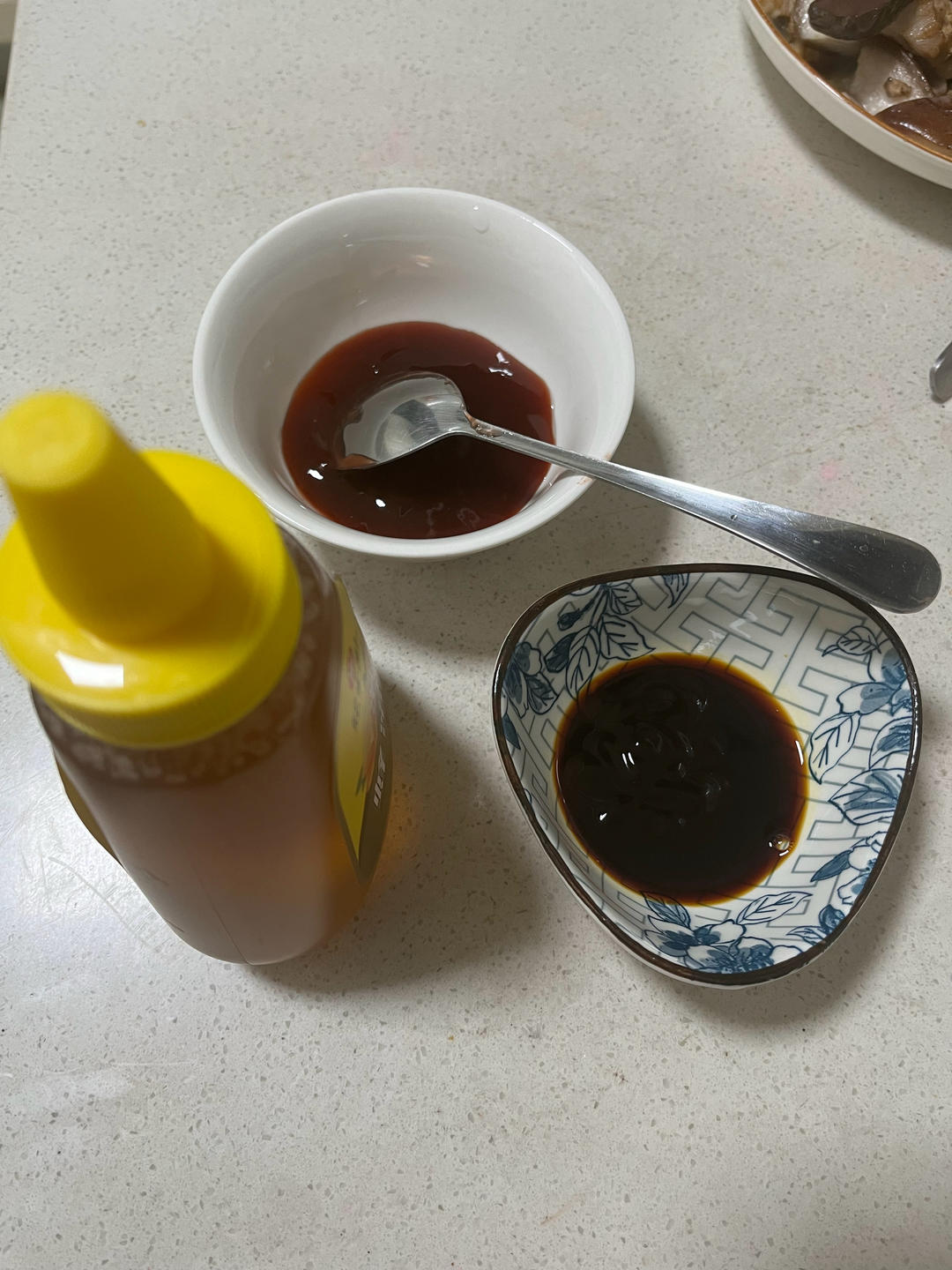 云朵般松软爆浆蜜汁叉烧包