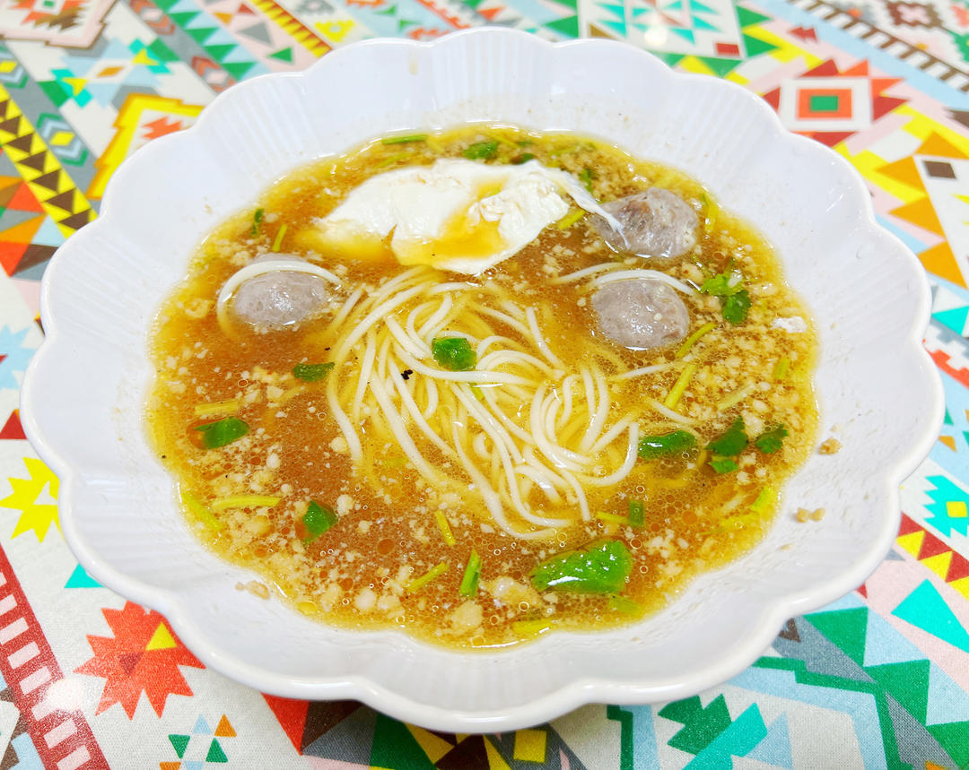 酸汤挂面卧荷包蛋【2月北鼎养生壶食谱】