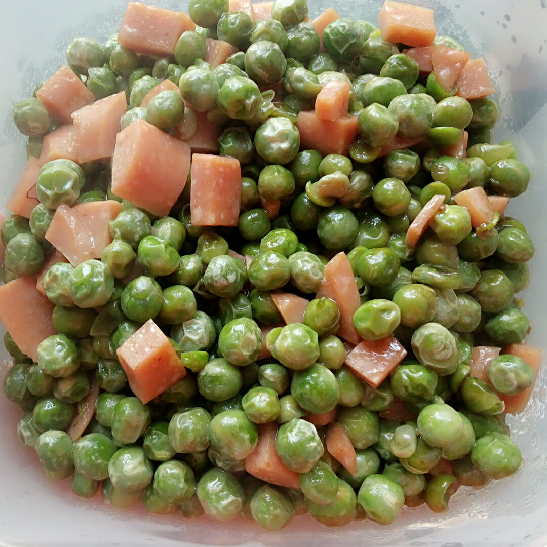青豌豆炒肉丁