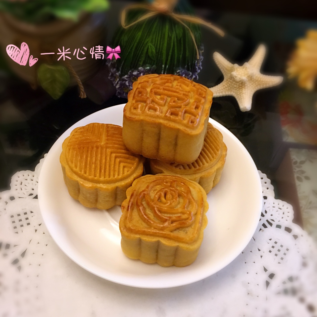 肉松蛋黄月饼
