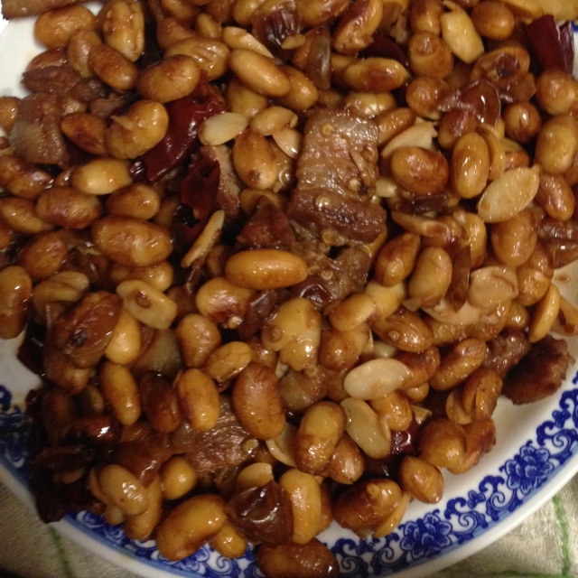 腊肉炖黄豆