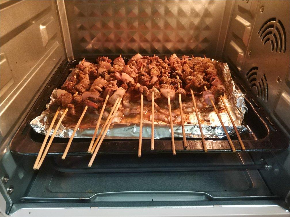 烤羊肉串
（烤箱版）
