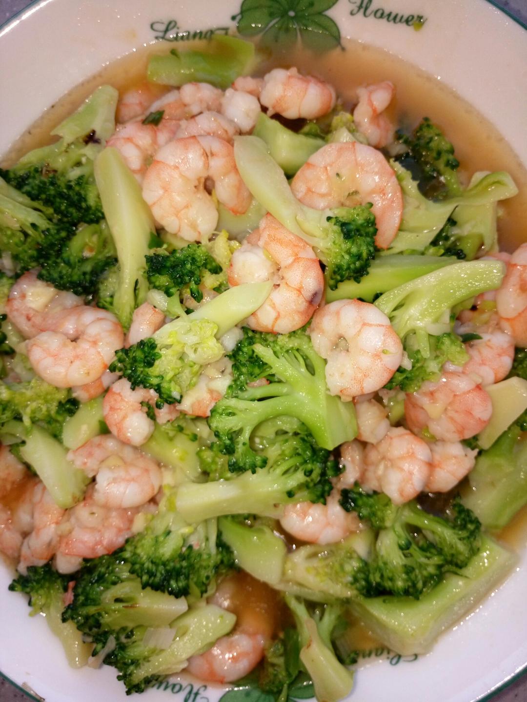 虾仁炒西兰花
