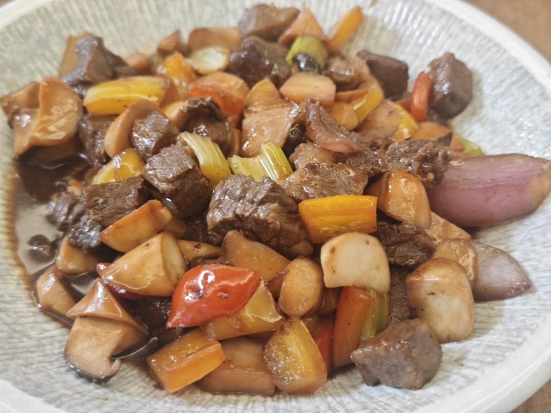 杏鲍菇牛肉粒
