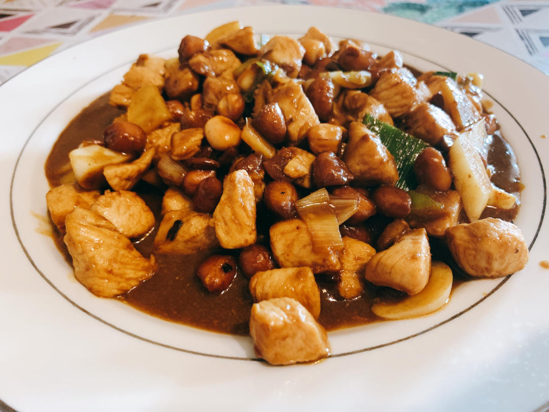 宫爆鸡丁