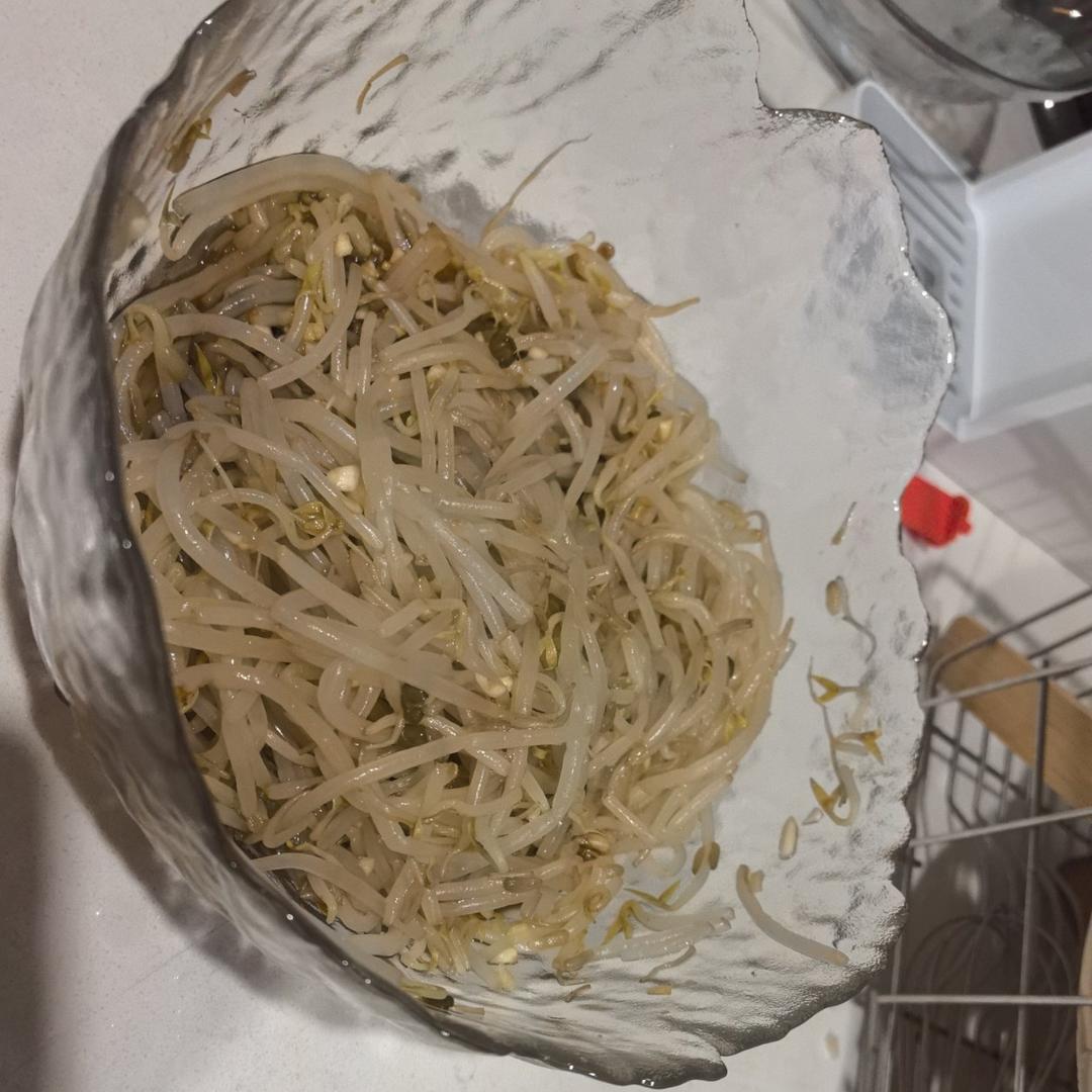 凉拌豆芽