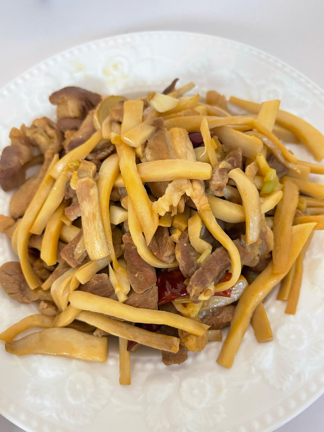 杏鲍菇炒肉丝