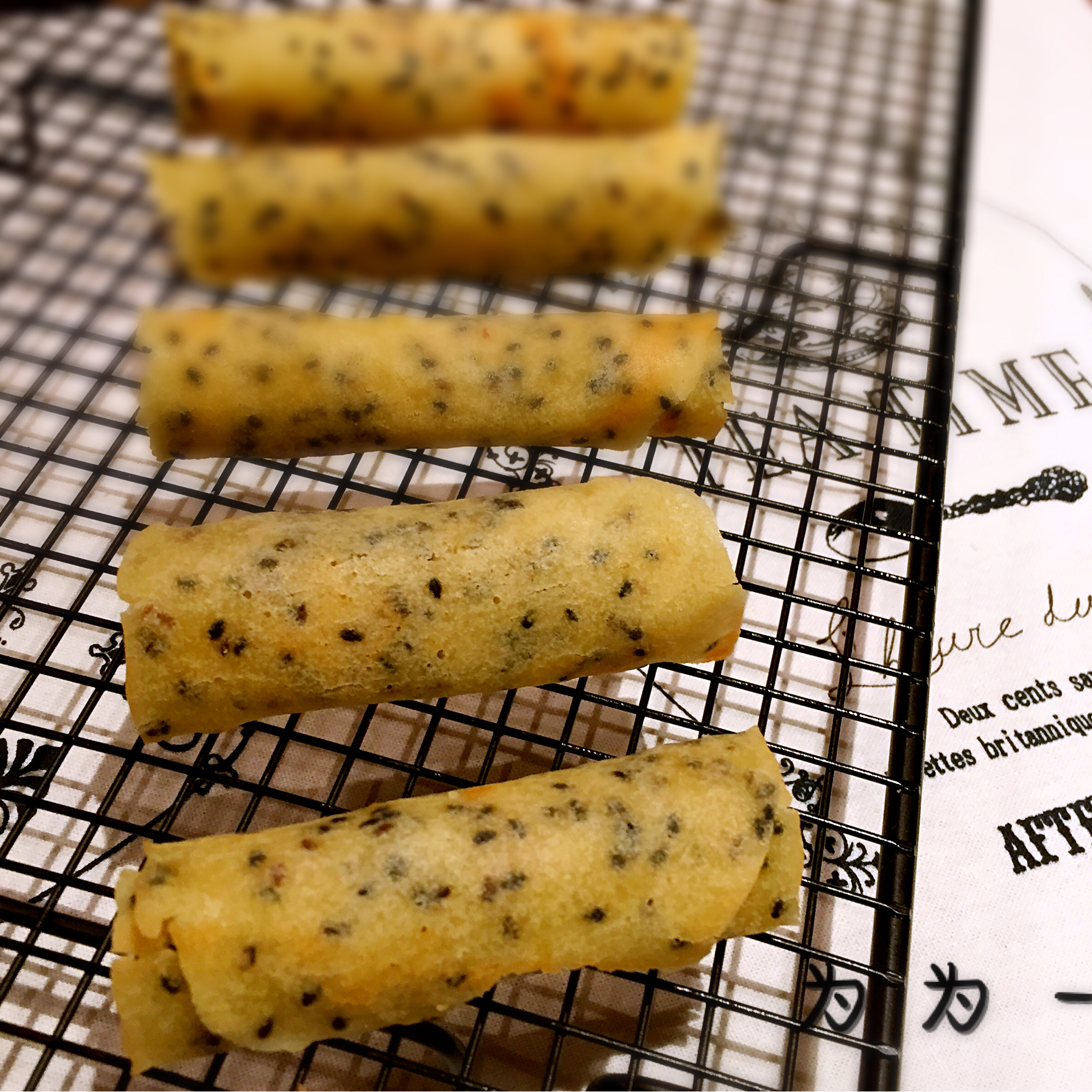 五色香脆黑芝麻蛋卷-平底锅版