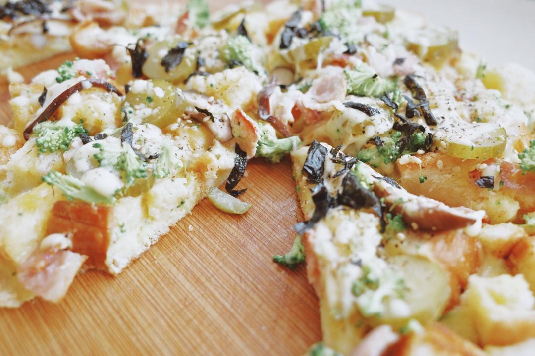 平底锅吐司培根披萨快手早餐