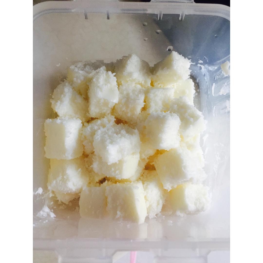 椰香牛奶小方