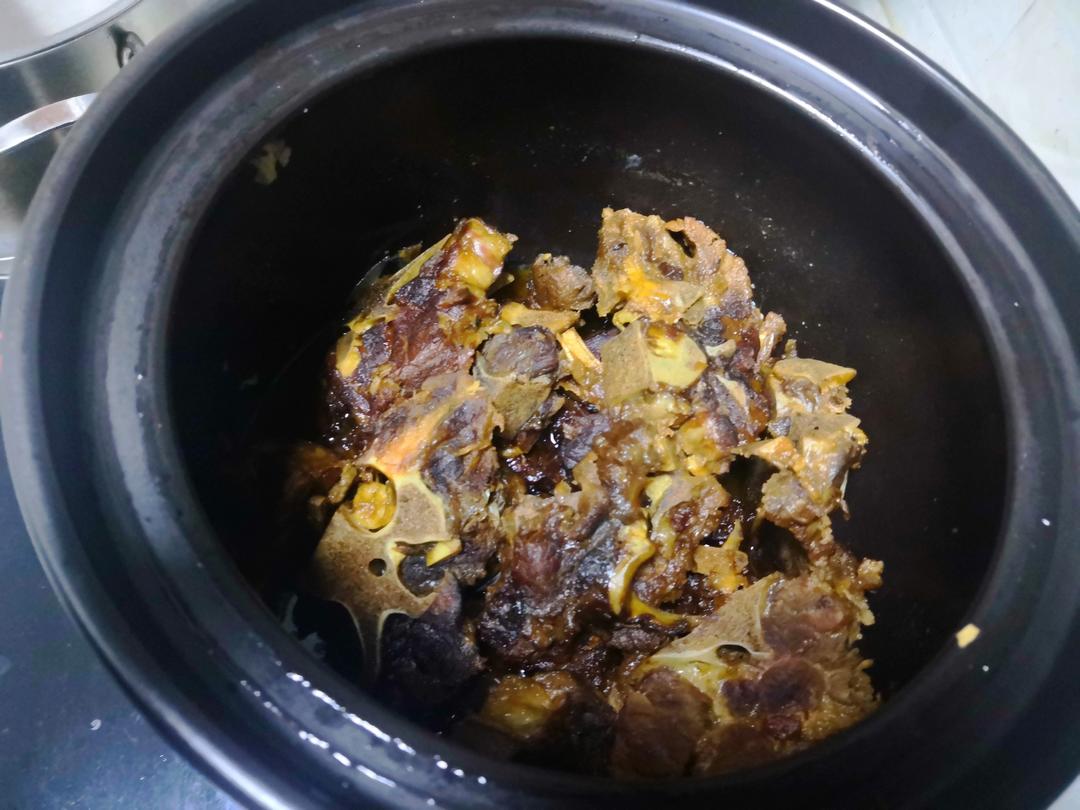 超级好吃的红烧牛脊骨（牛腩）