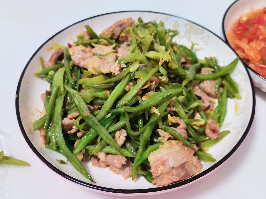 扁豆角丝炒肉