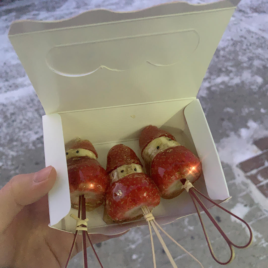 fangliran做的酸甜酥脆的冰糖葫芦:草莓&蜜橘