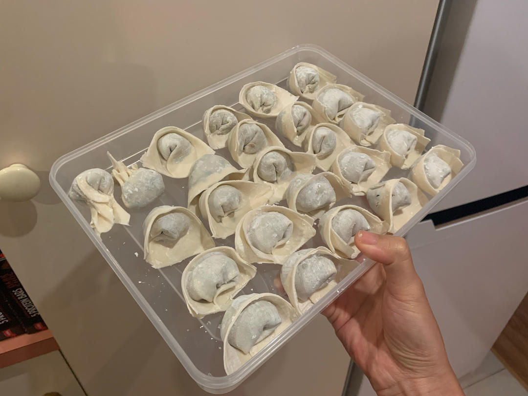 上海荠菜大馄饨