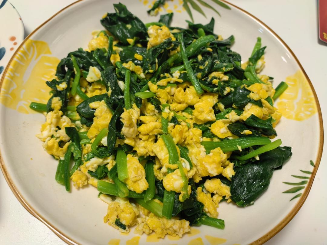 菠菜炒鸡蛋