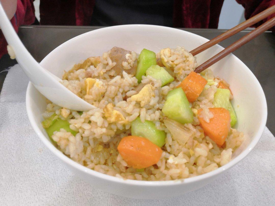 家常蛋炒饭