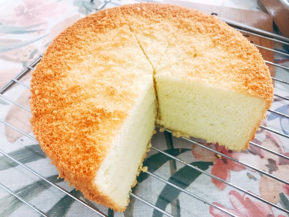 比戚风还要柔软Q弹的海绵蛋糕