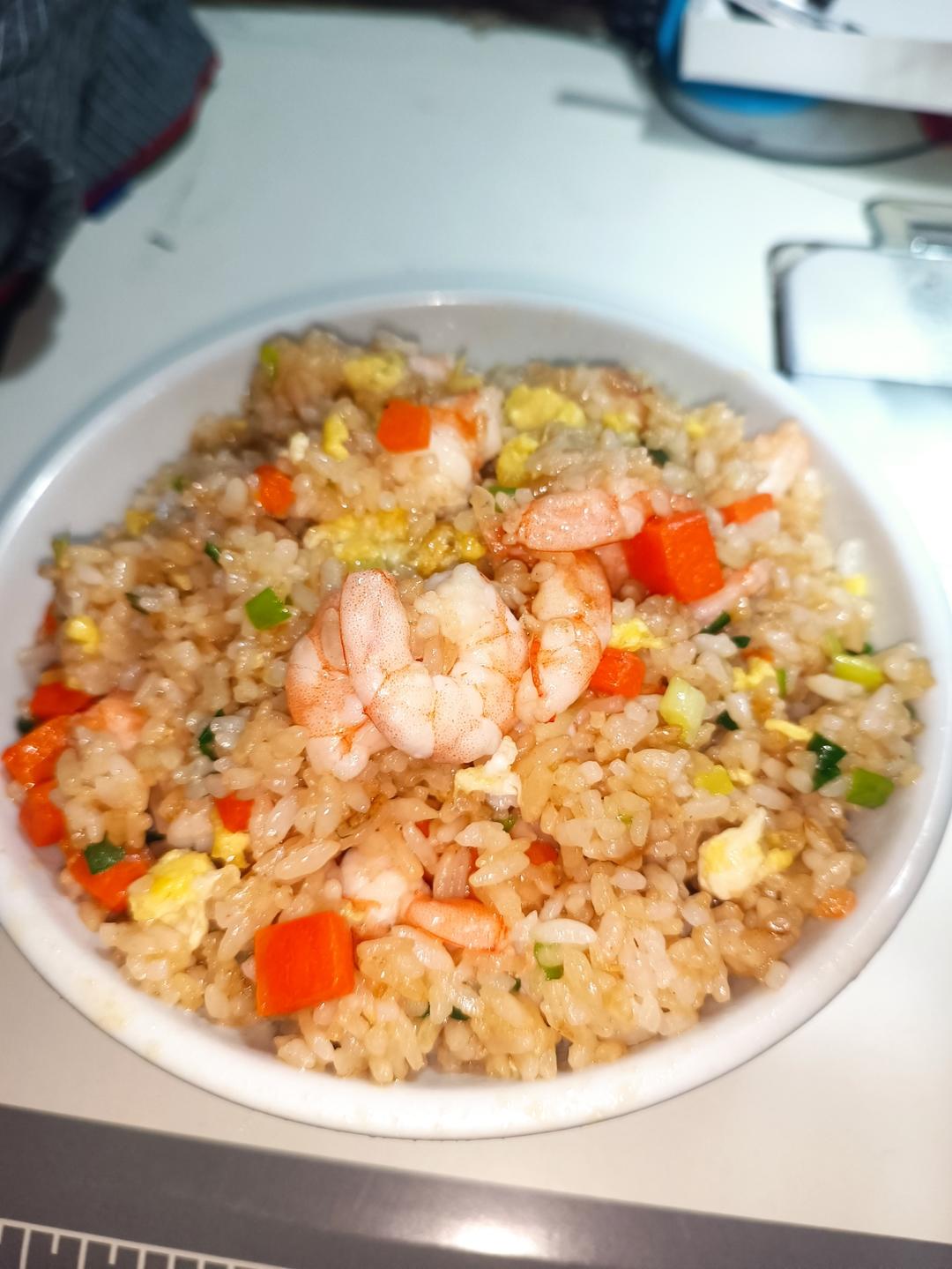 豪华版虾仁炒饭🍤