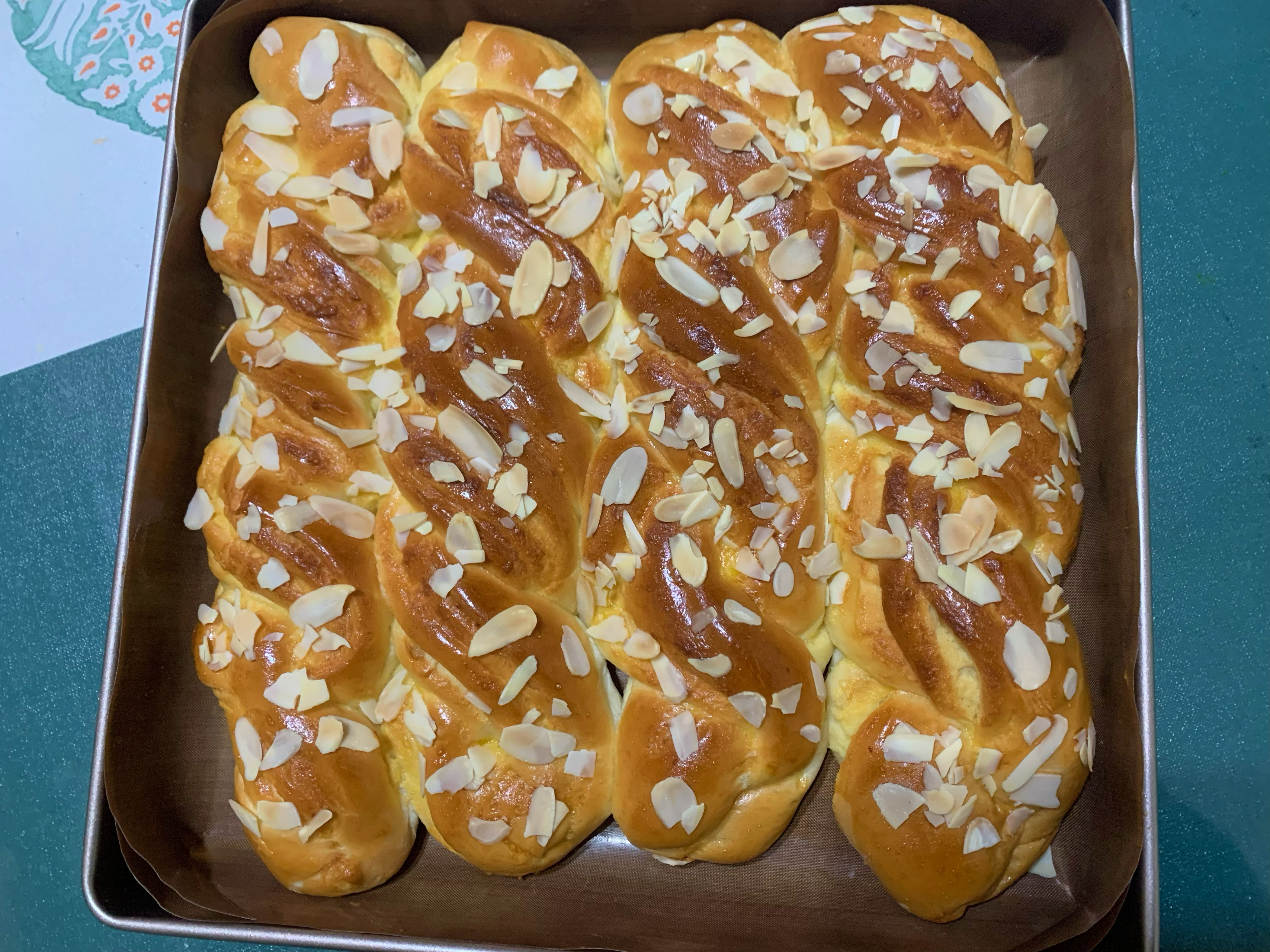 杏仁奶酥面包