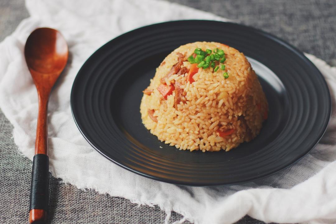 土豆焖饭（电饭锅版）