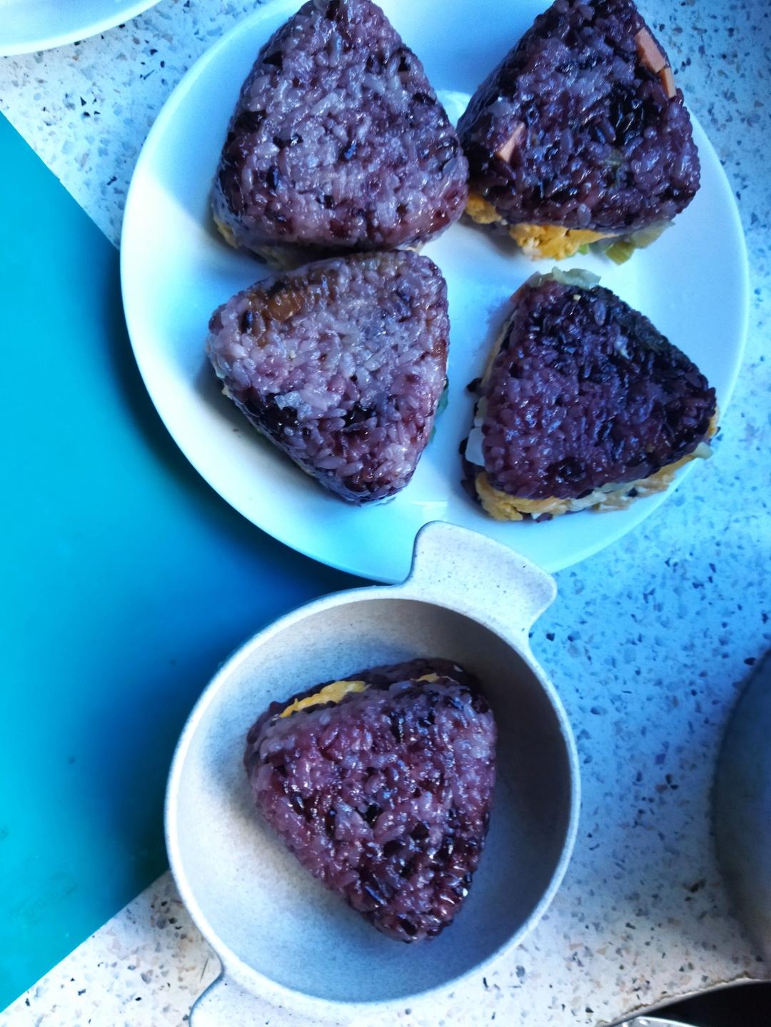 肉松海苔饭团🍙