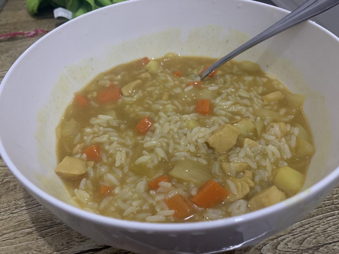 咖喱鸡肉饭