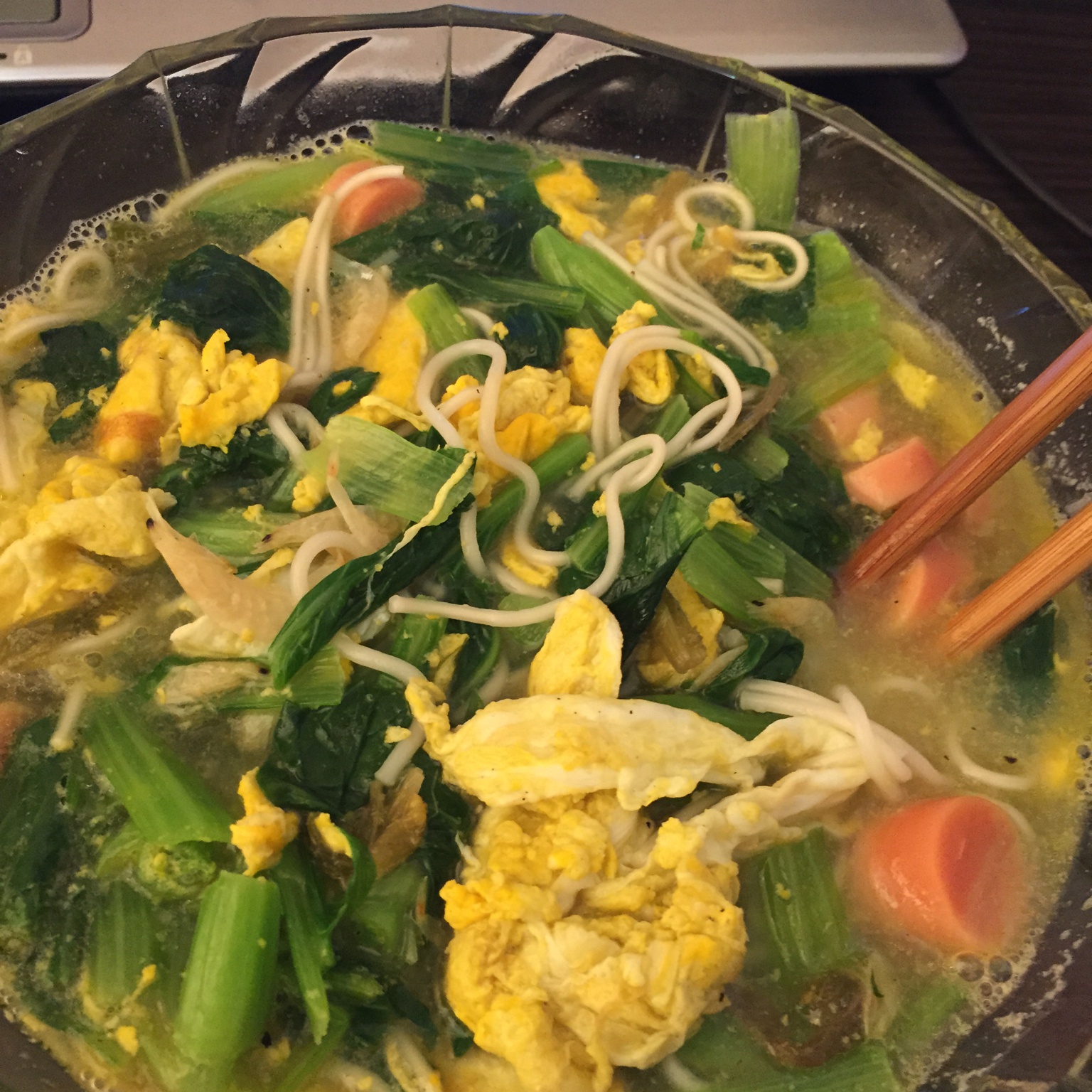 青菜鸡蛋面