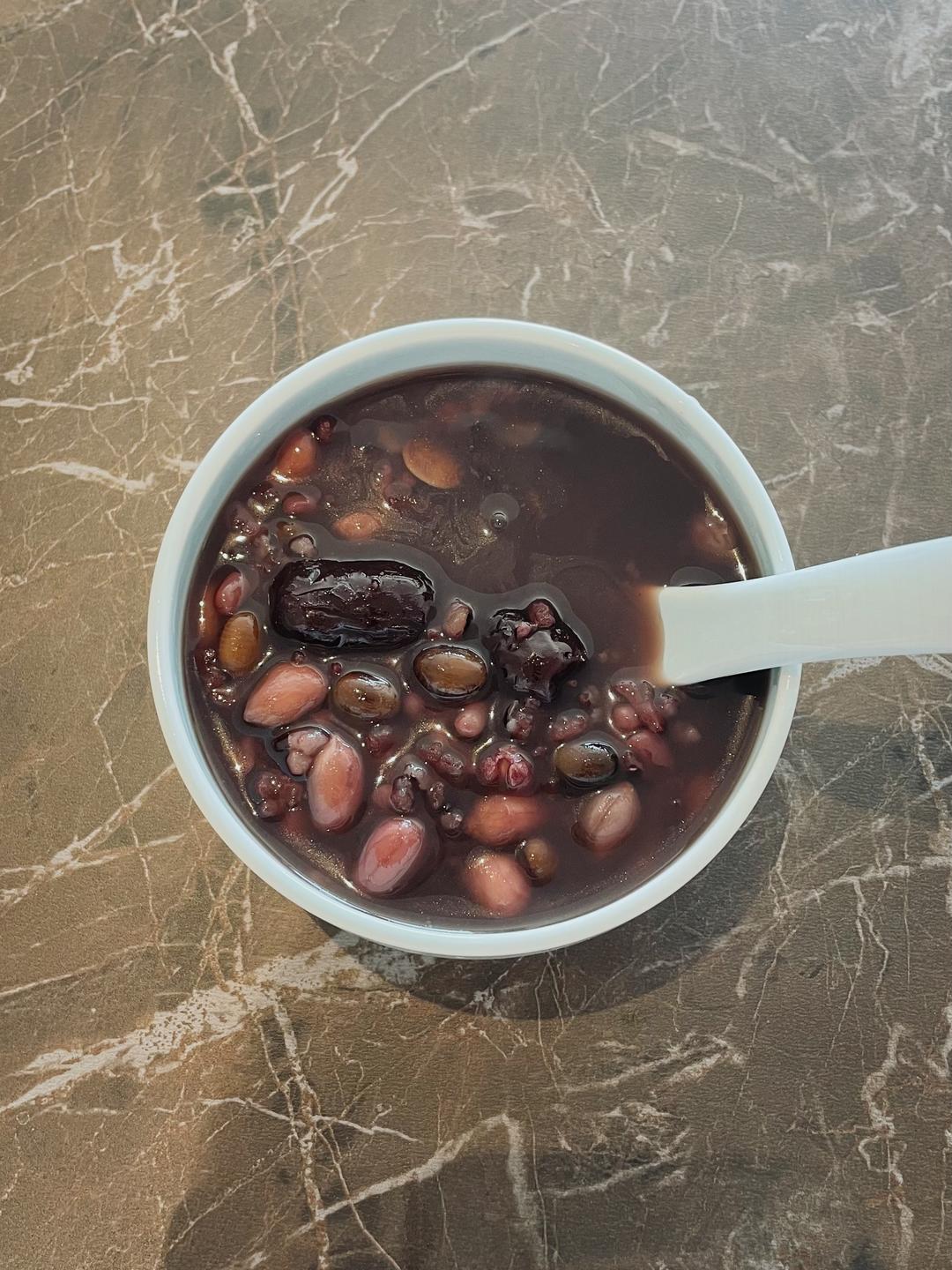 电饭煲{红豆花生粥}