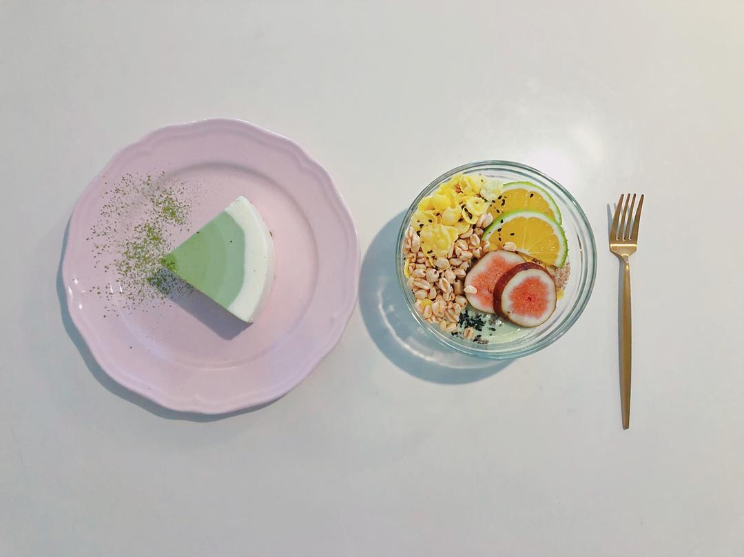 渐变抹茶慕斯蛋糕：我Amanda带着既美又作的抹茶甜点又来了！【曼食慢语】
