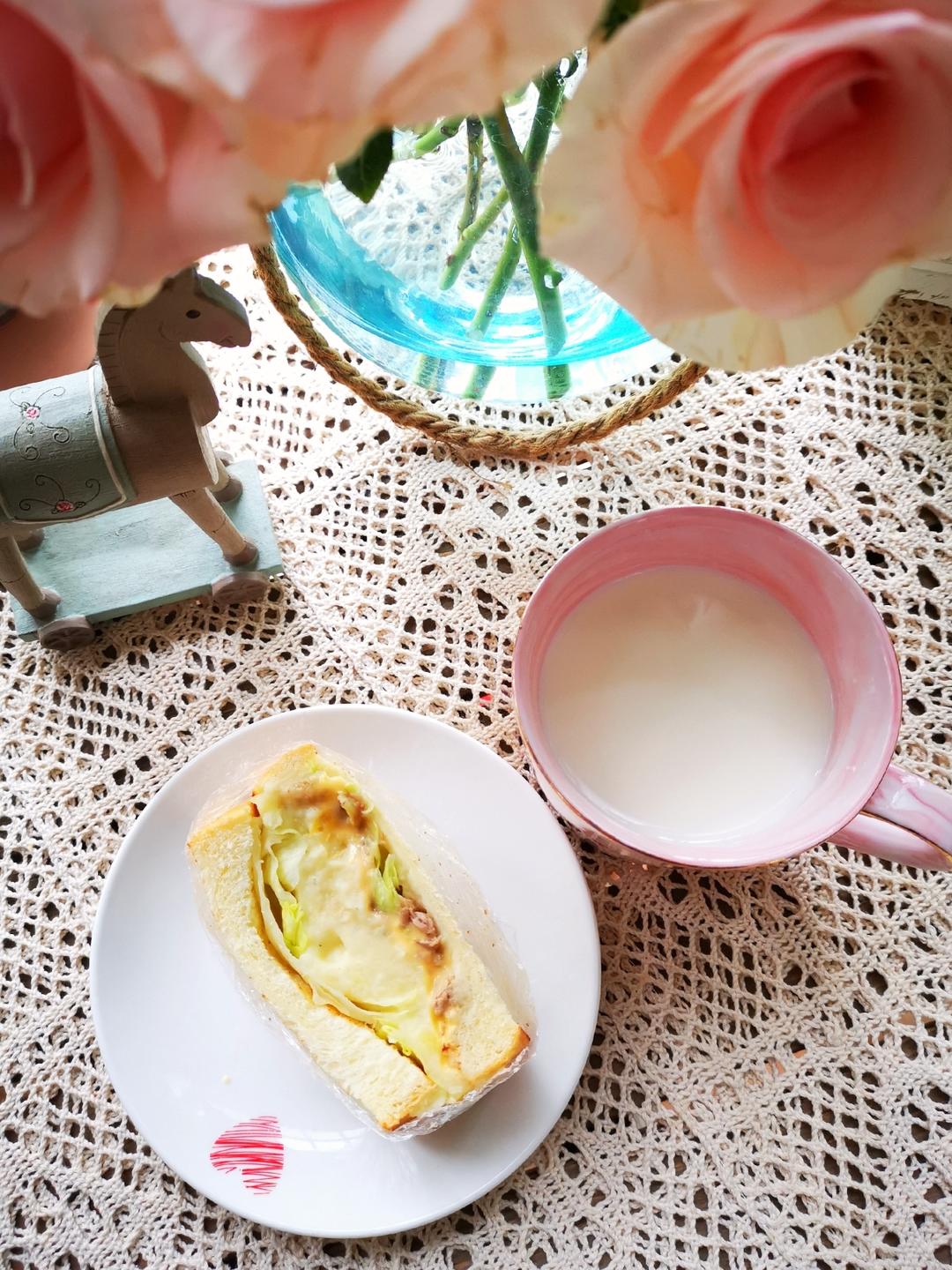 纯奶手撕吐司的做法 步骤1