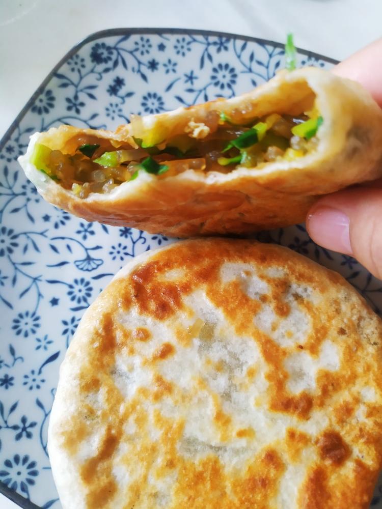 皮薄馅大清口味鲜烫面馅儿饼的做法