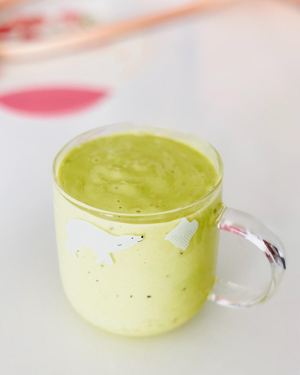 百香果牛油果汁