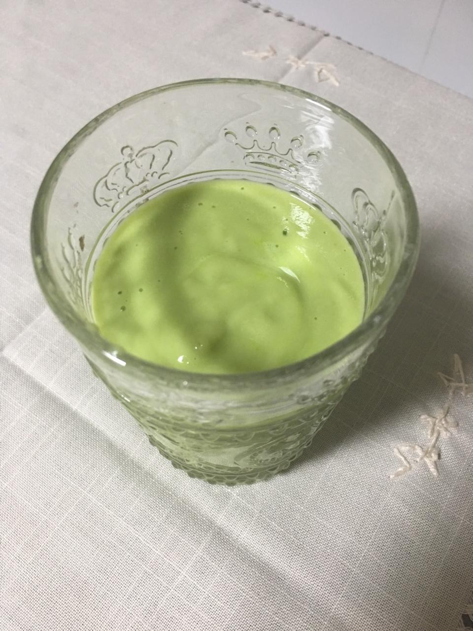 牛油果养乐多