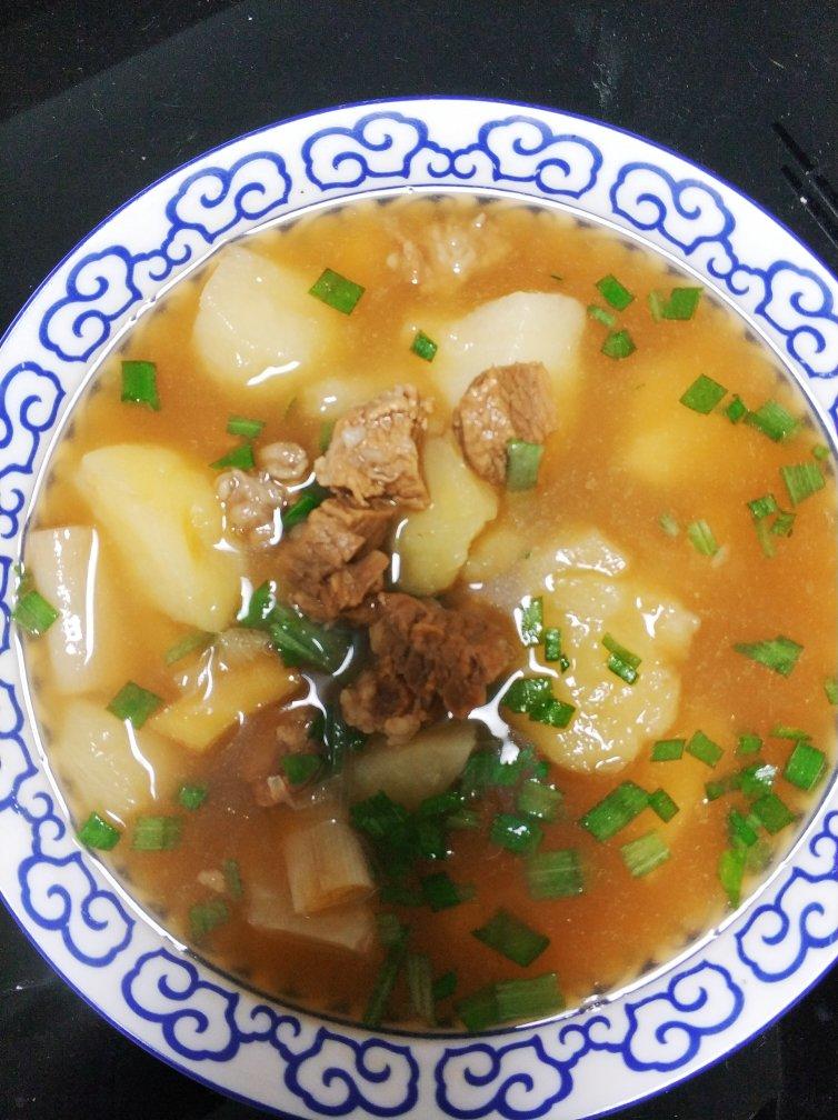 土豆炖牛肉