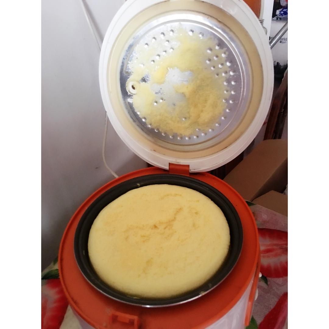 电饭锅蛋糕、很松软哦～