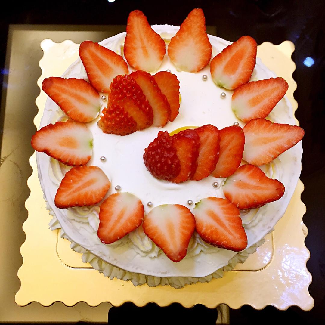 超简单完美戚风蛋糕（6寸2蛋）附打发、翻拌、脱模视频