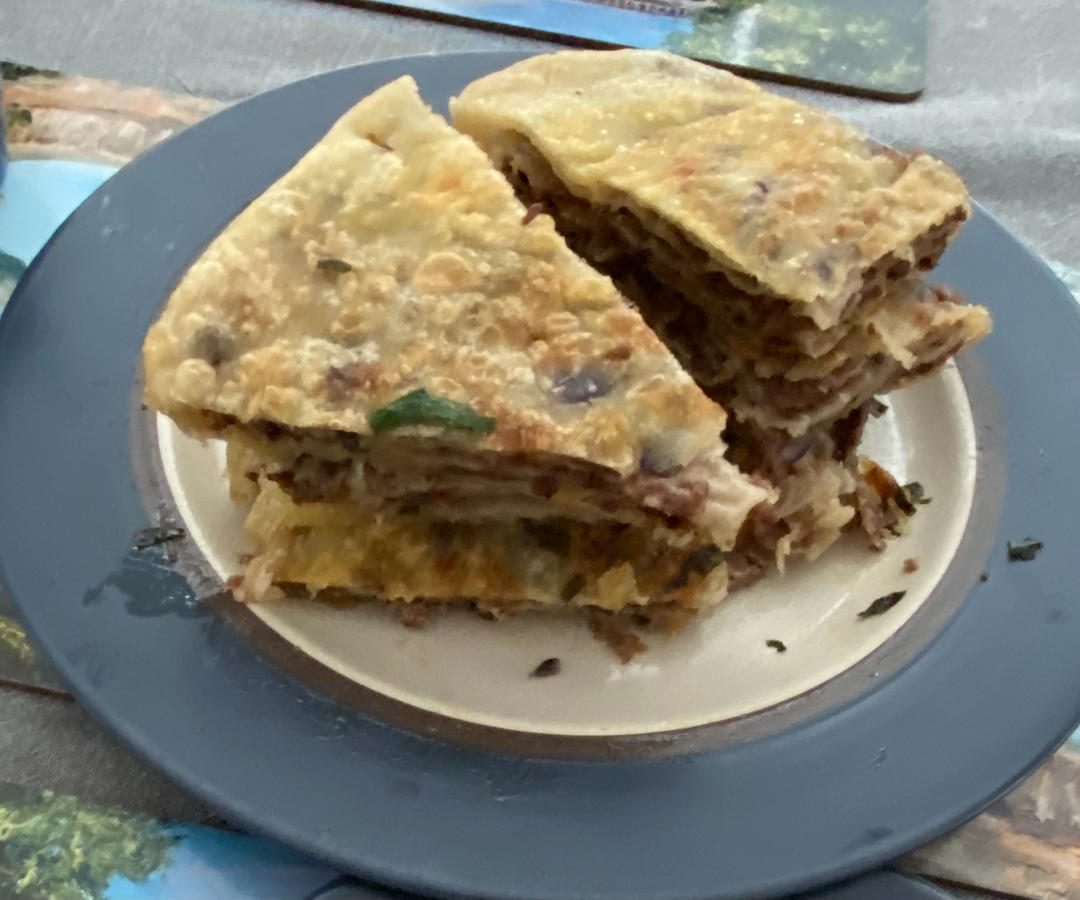 猪肉大葱千层肉饼，皮薄如纸层次丰富外酥里软，馅饼这样做，图文详解一次成功！