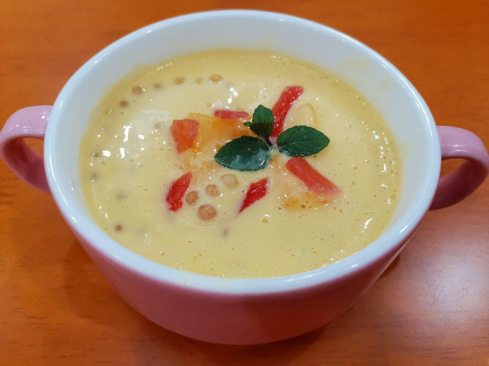 港式甜品——杨枝甘露(芒果西米露)附芒果花切法