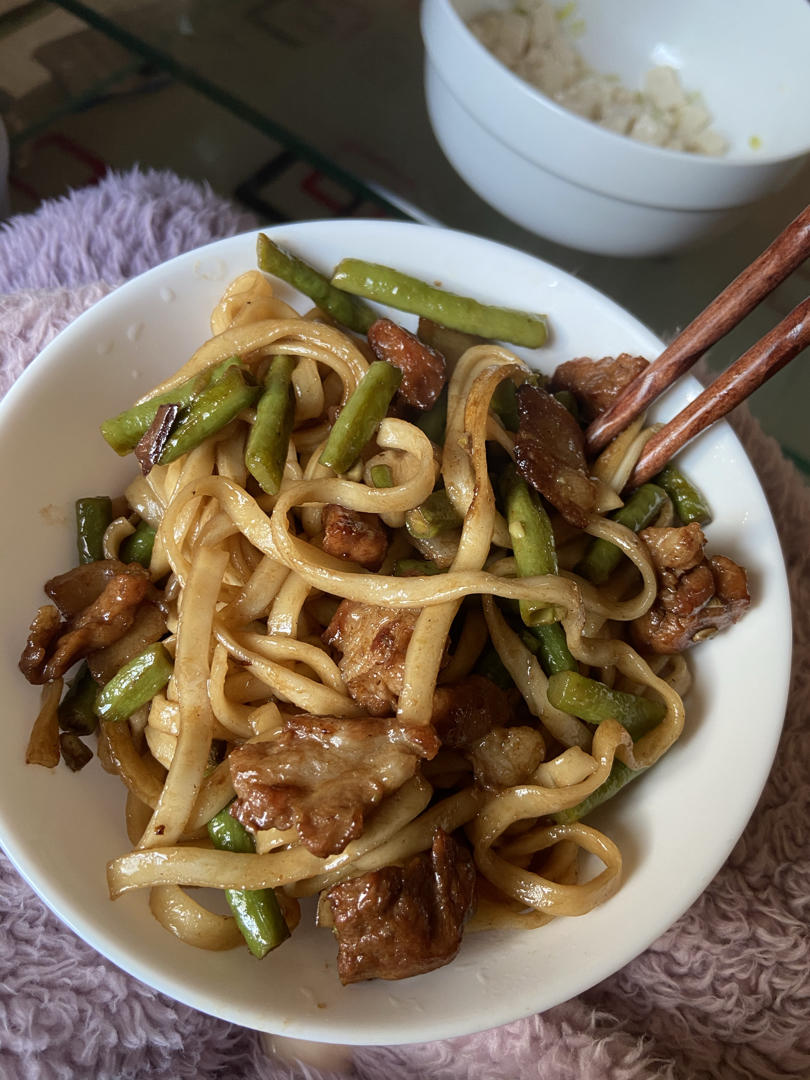 嘟啊啊啊啊啊做的家常豆角焖面