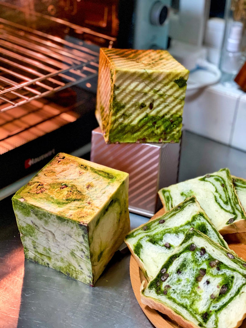 抹茶红豆馅吐司