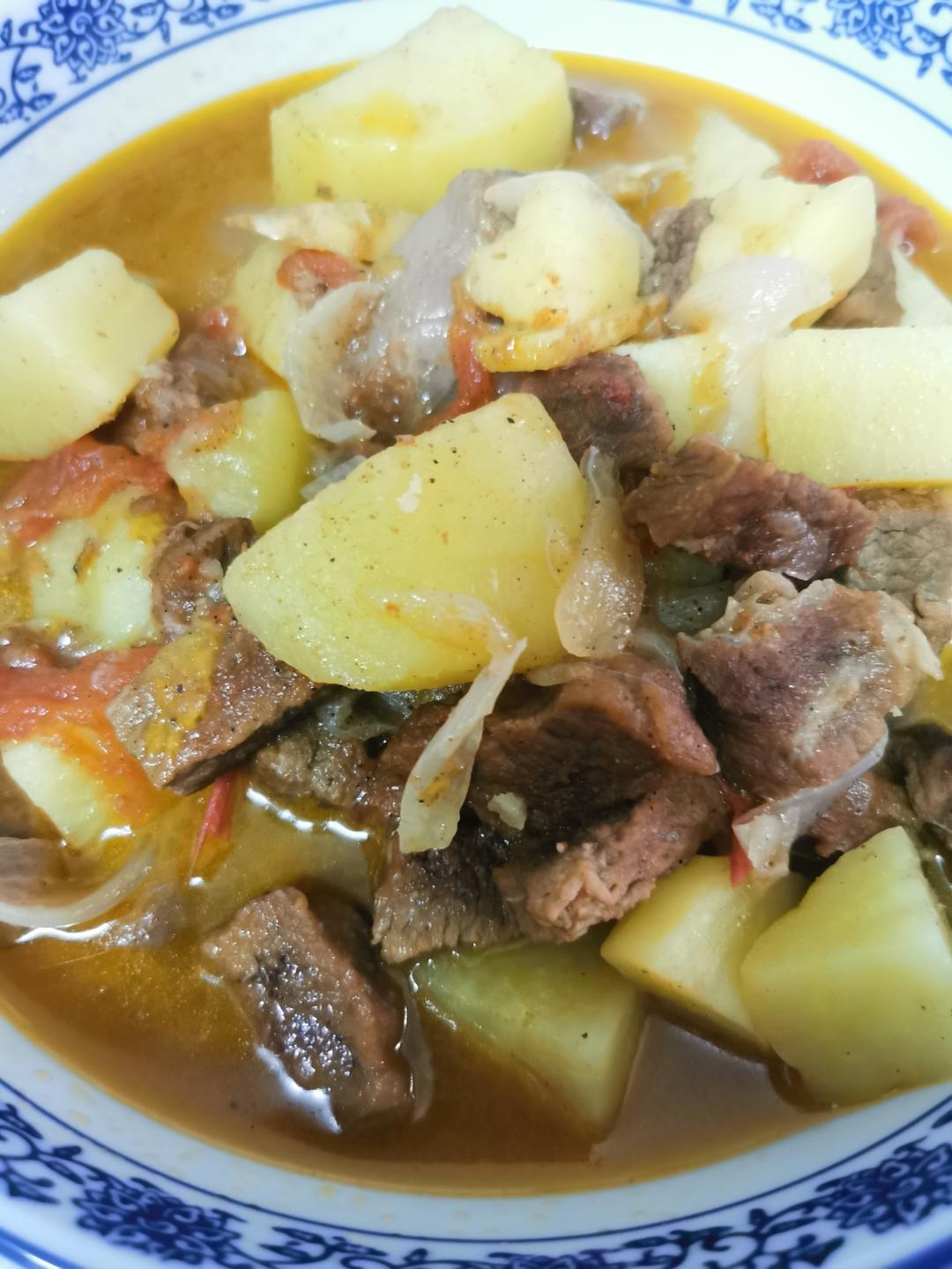 土豆炖牛肉
