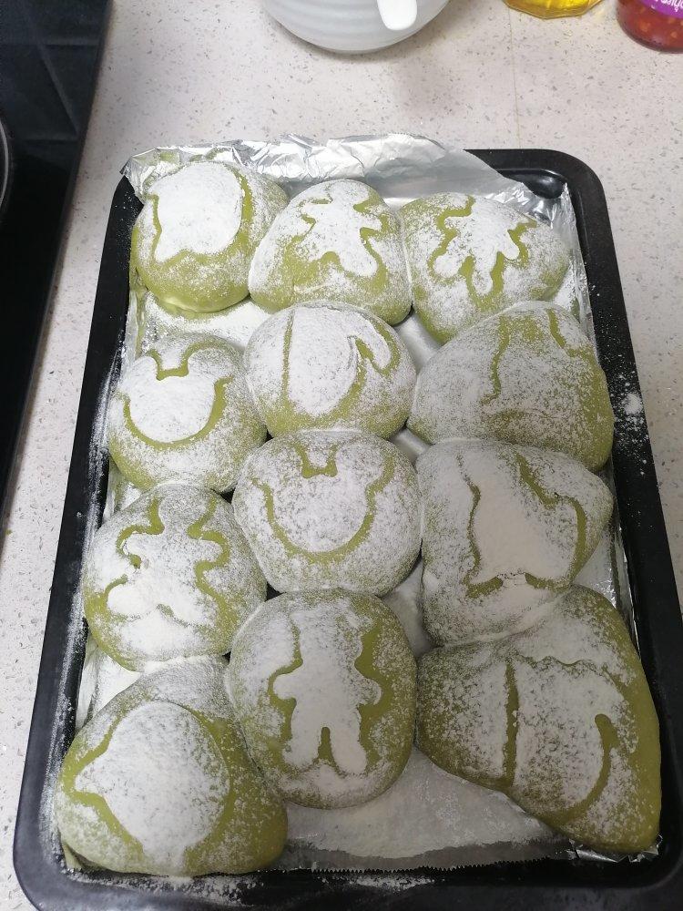 抹茶红豆软面包