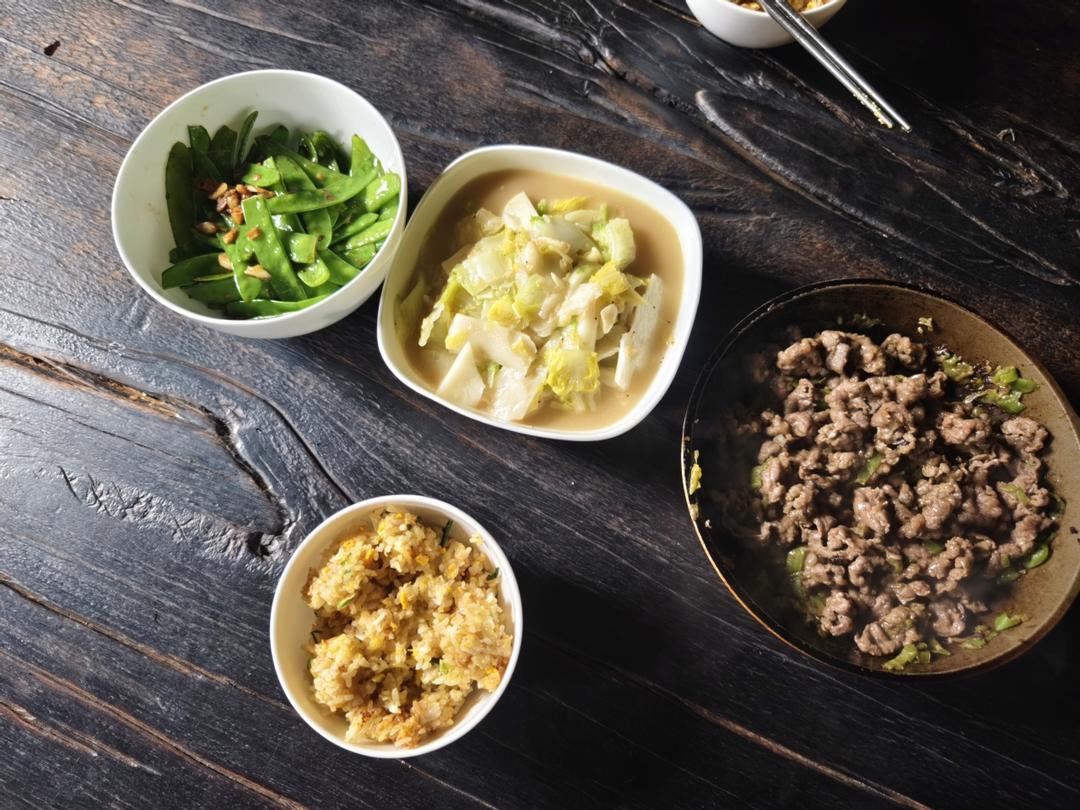 肉丝白菜炒年糕