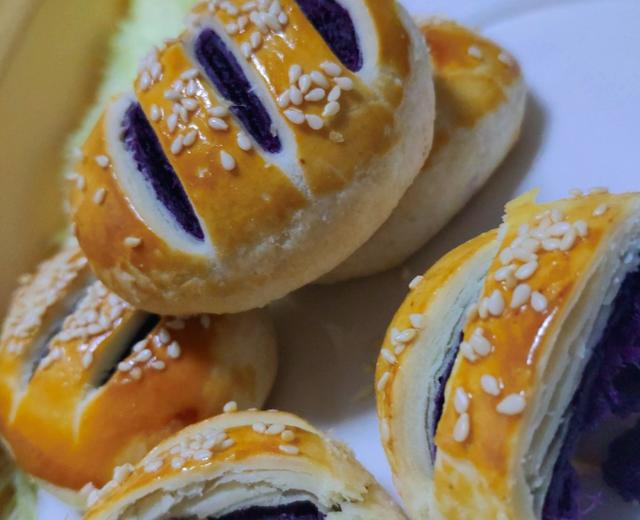 紫薯老婆饼(适合手揉款)的做法