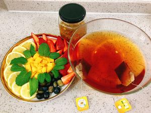 果茶厨房 | 超简单的清新水果茶🥭🍓🍋🍵的做法 步骤1