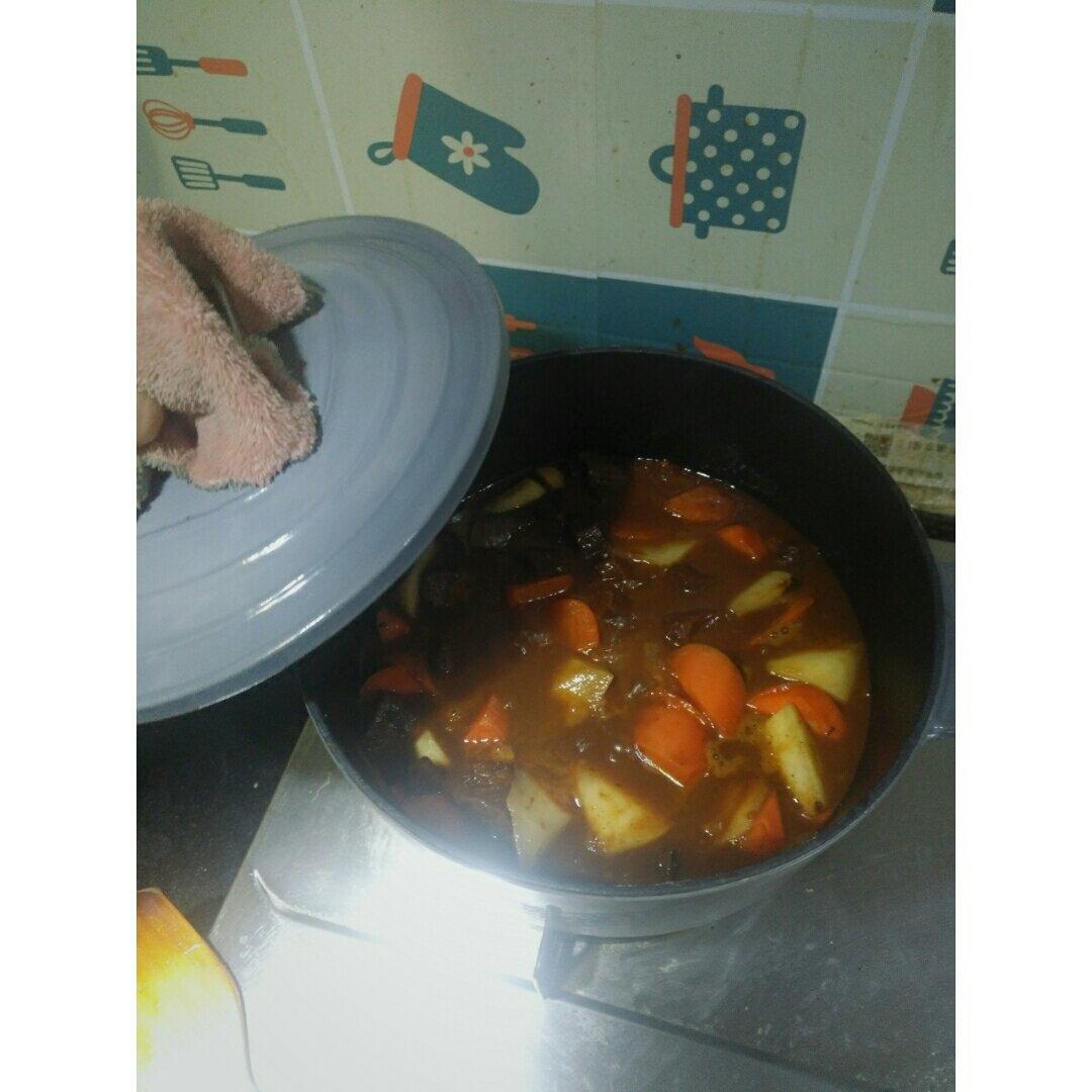土豆炖牛肉