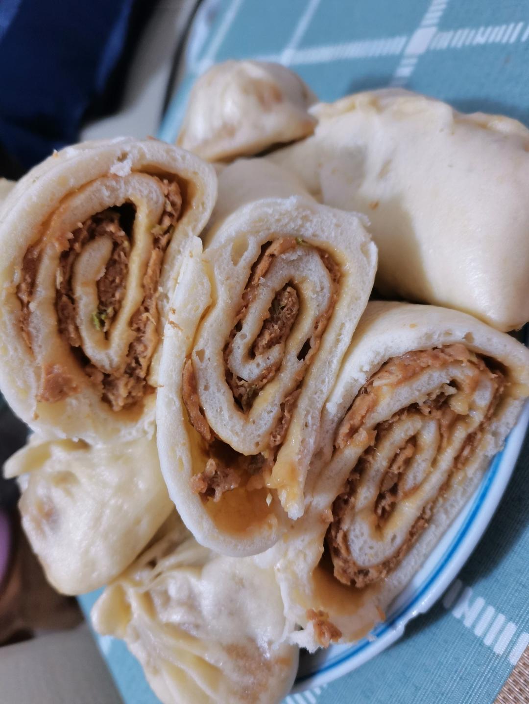 懒龙、肉龙、肉卷、主食、肉花卷、宝宝主食、过年主食